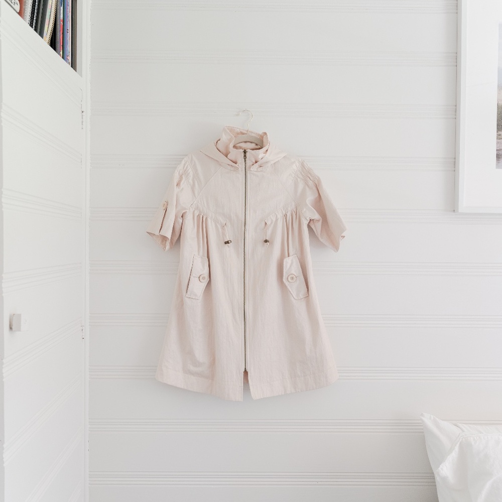 Neutral, Short-Sleeved Layering Jacket